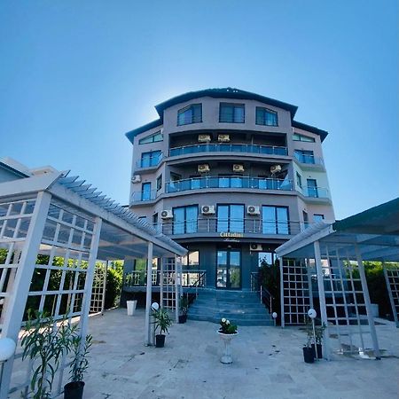 Cittadini Residence นาโวดาริ ภายนอก รูปภาพ