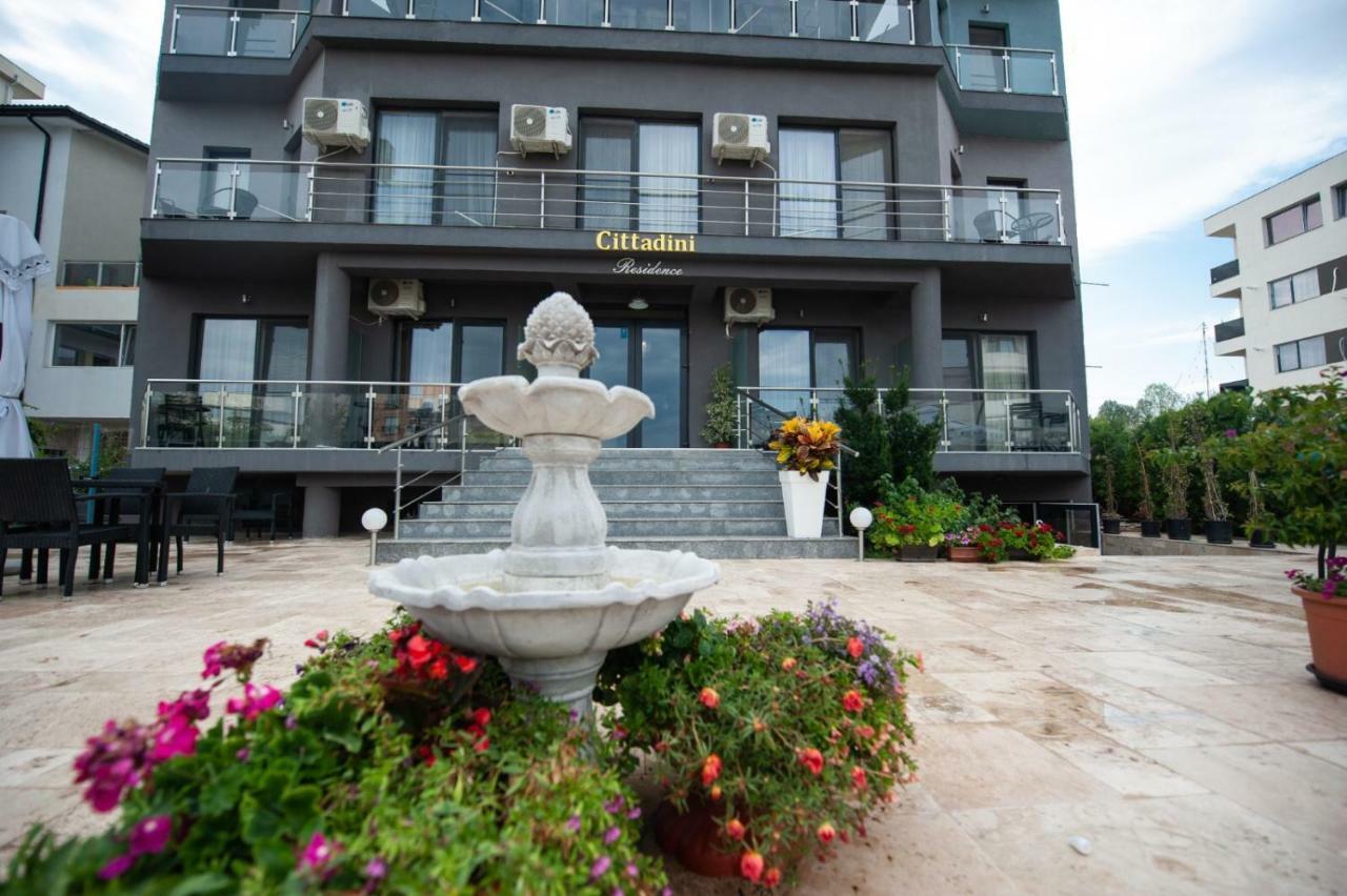 Cittadini Residence นาโวดาริ ภายนอก รูปภาพ